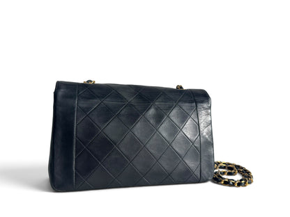 CHANEL Classic Lambskin Single Flap