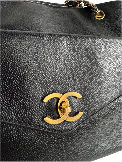 CHANEL Caviar Flap Shoulder Bag