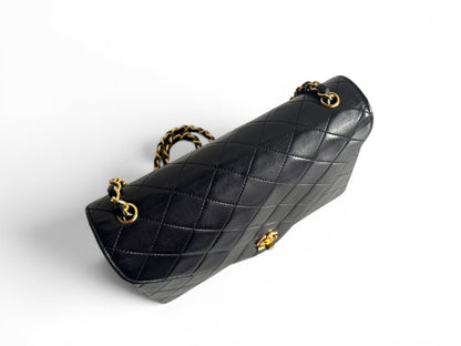 CHANEL Lambskin Diamond Stitch Envelope Single Flap