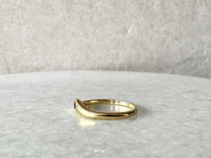 Tiffany & Co. Wave Ring Ruby in 750 Yellow Gold