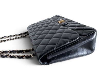 CHANEL Lambskin Quilted Jumbo Single Flap