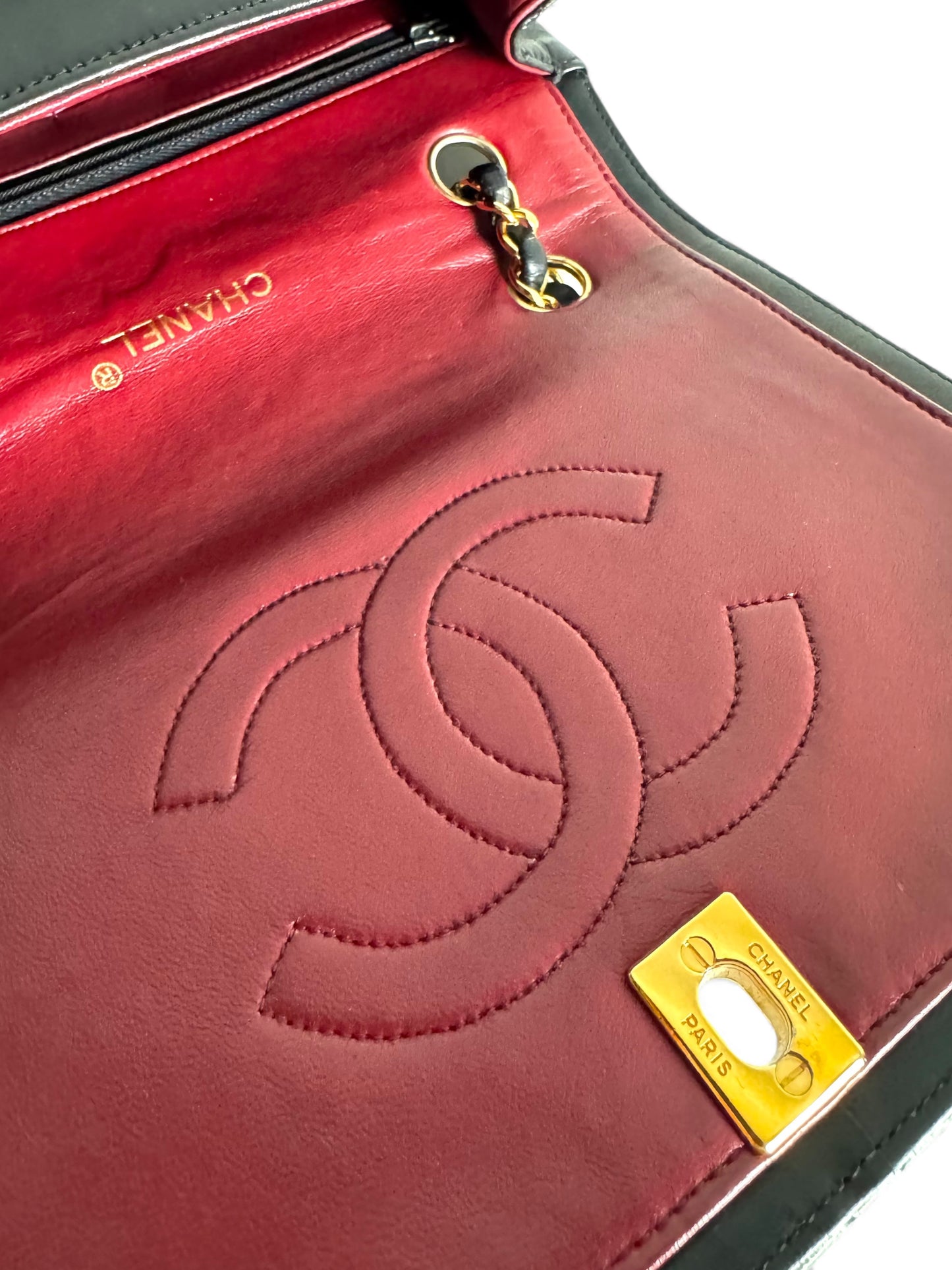 CHANEL Vintage Single Flap Bag Black