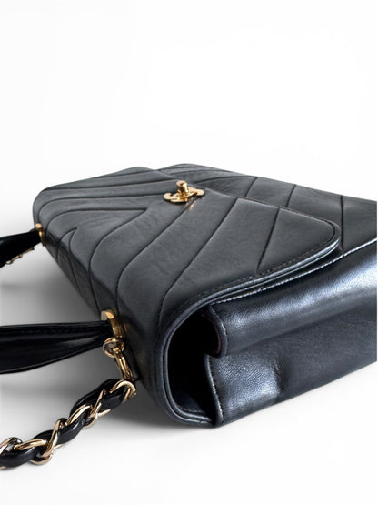 CHANEL Lambskin Chevron Quilted Kelly Flap