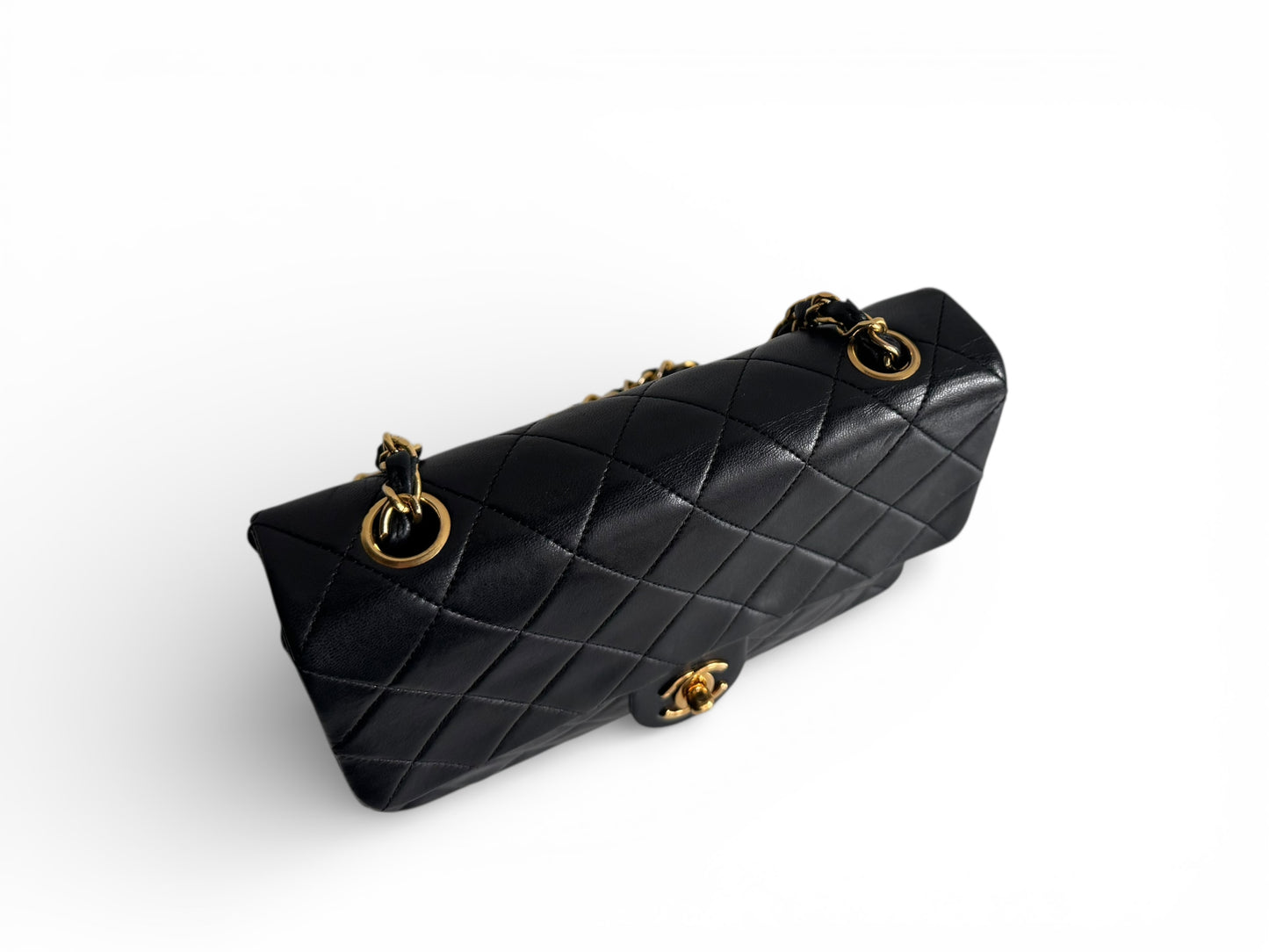 CHANEL Lambskin Quilted Small Single Flap