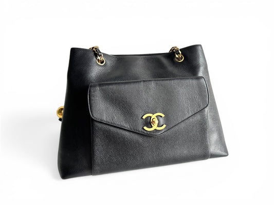 CHANEL Caviar Flap Shoulder Bag