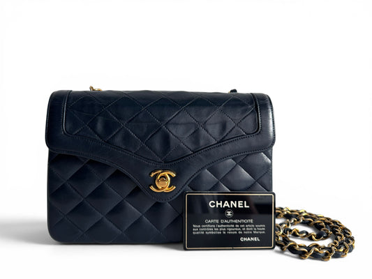 CHANEL Lambskin Quilted Small Single Flap