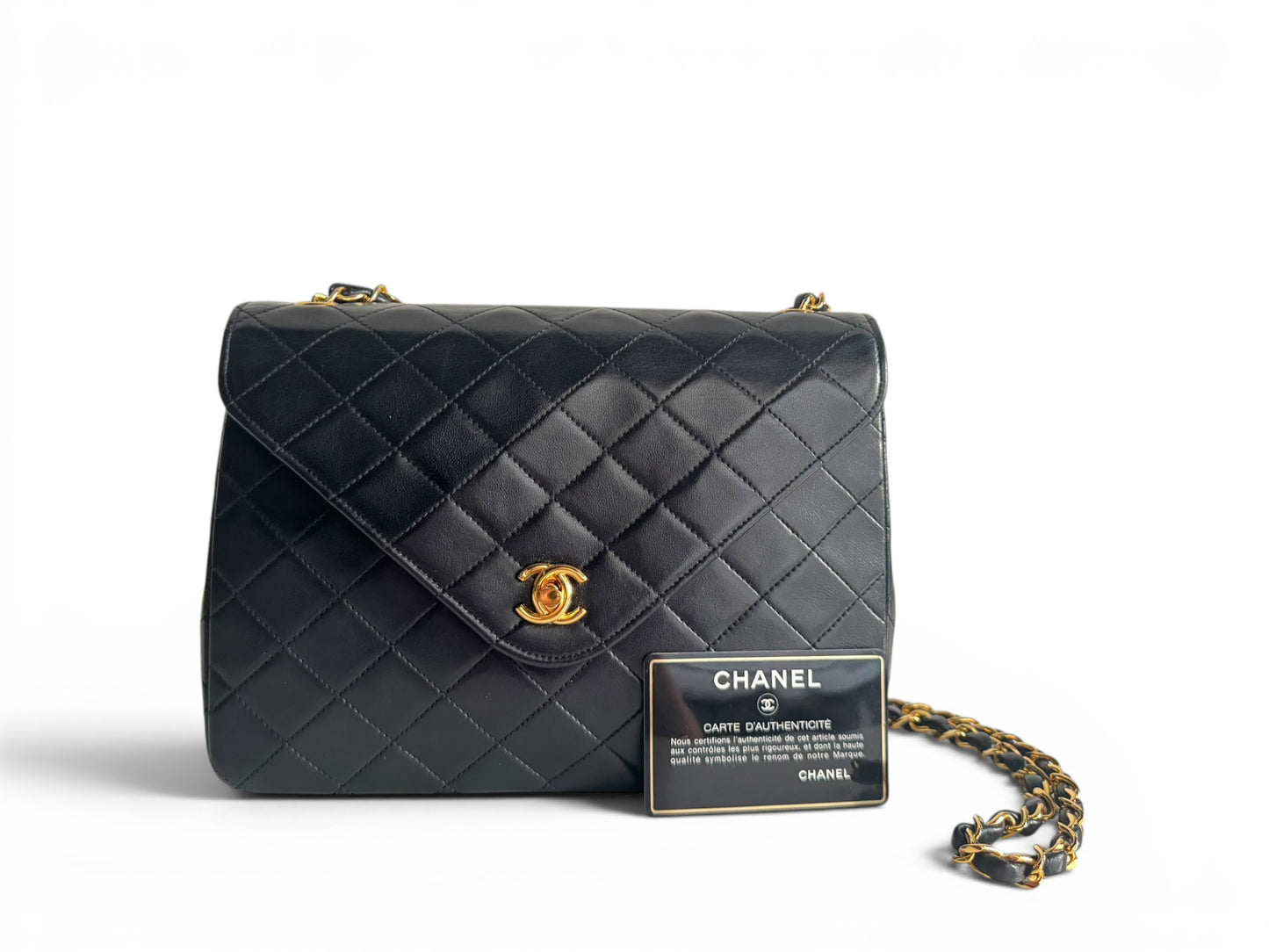 CHANEL Lambskin Diamond Stitch Envelope Single Flap