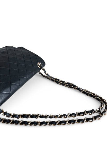 CHANEL Lambskin Quilted Medium Single Flap