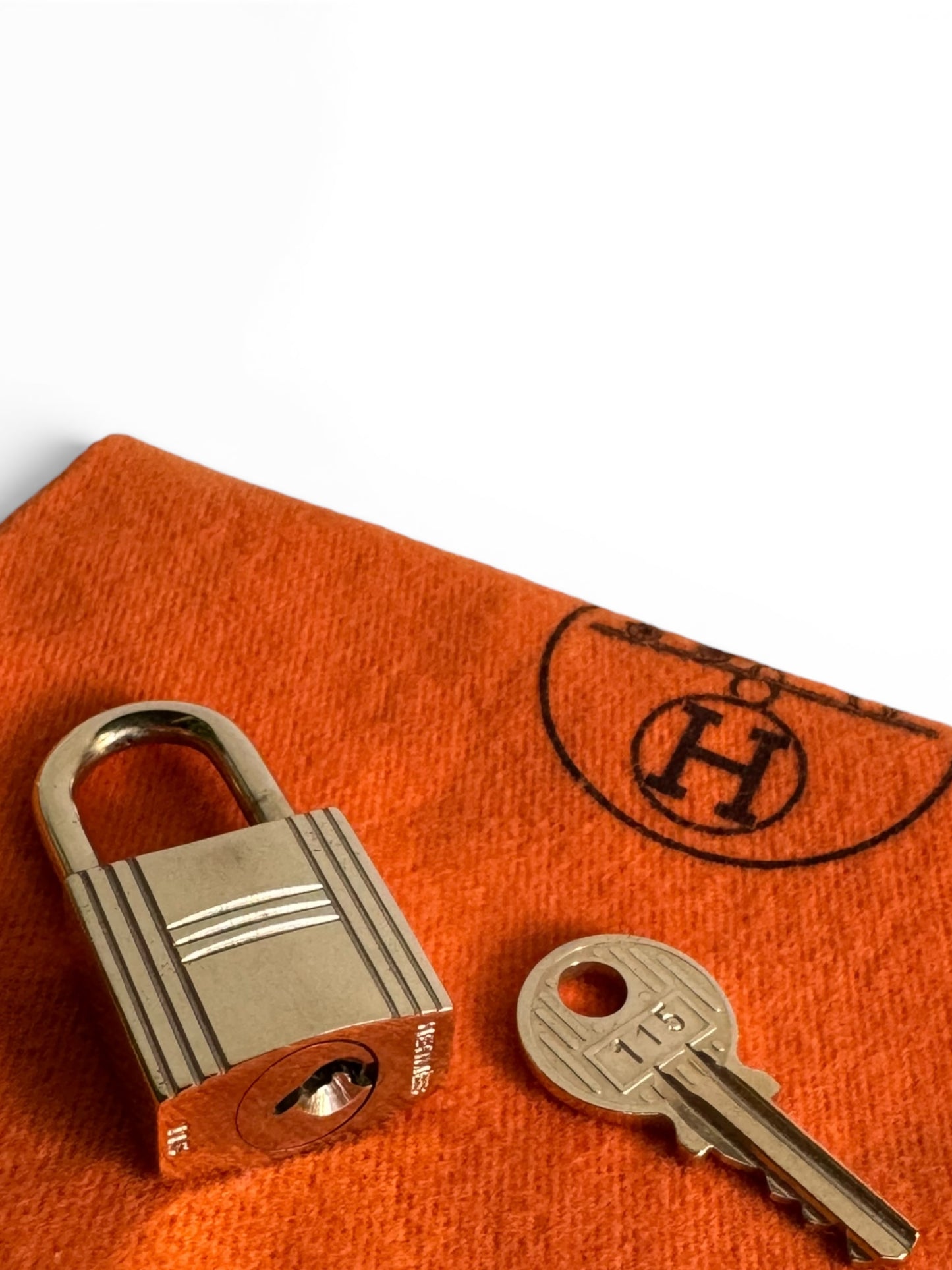 HERMES Courchevel Bolide 31