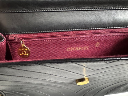 CHANEL Lambskin Chevron Flap Chain Shoulder Bag