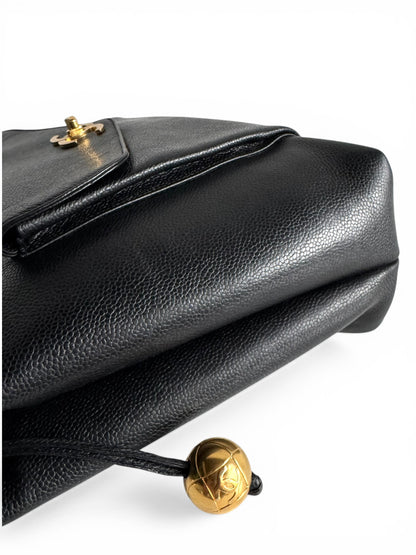 CHANEL Caviar Flap Shoulder Bag