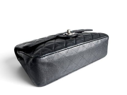CHANEL Caviar Quilted Medium Double Flap