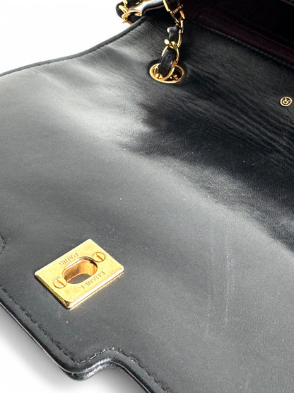 CHANEL Classic Lambskin Single Flap