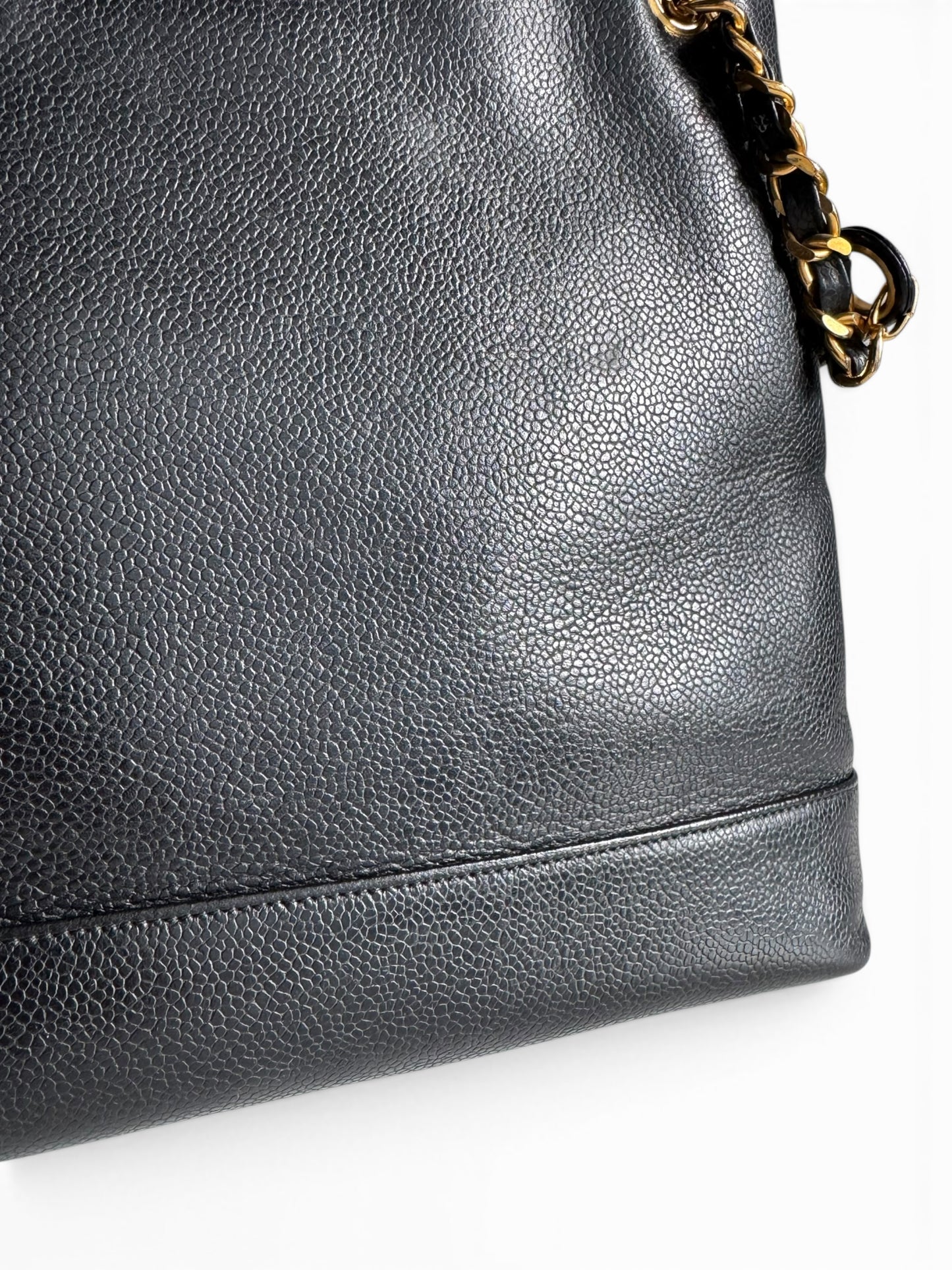 CHANEL Caviar CC Shoulder Bag