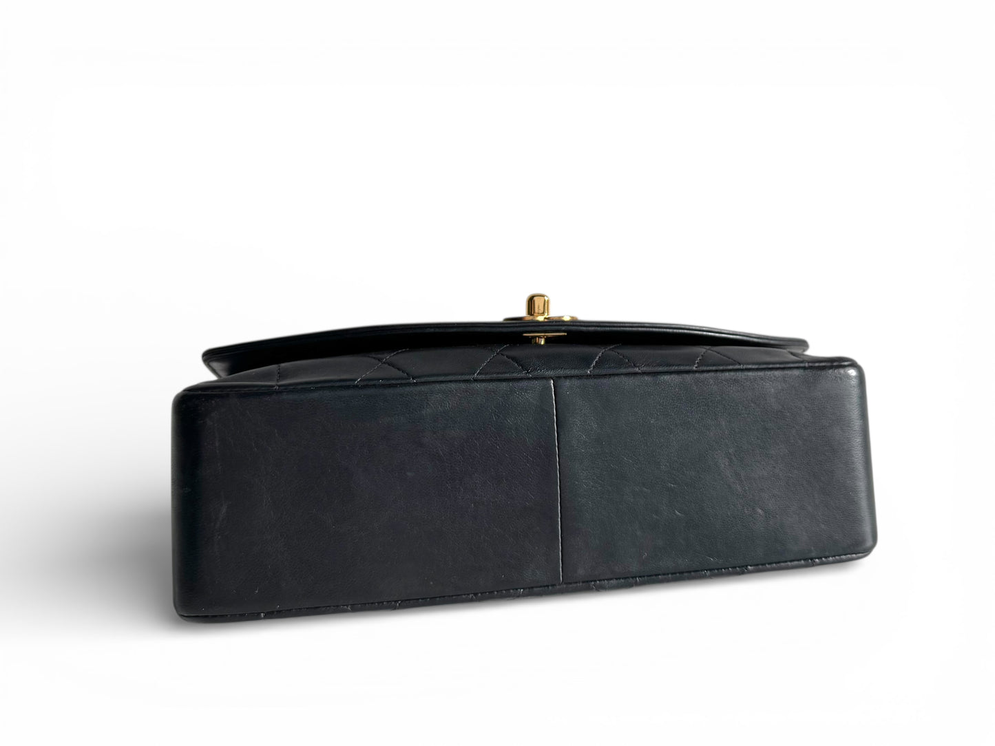 CHANEL Lambskin Diana Quilted Medium Single Flap