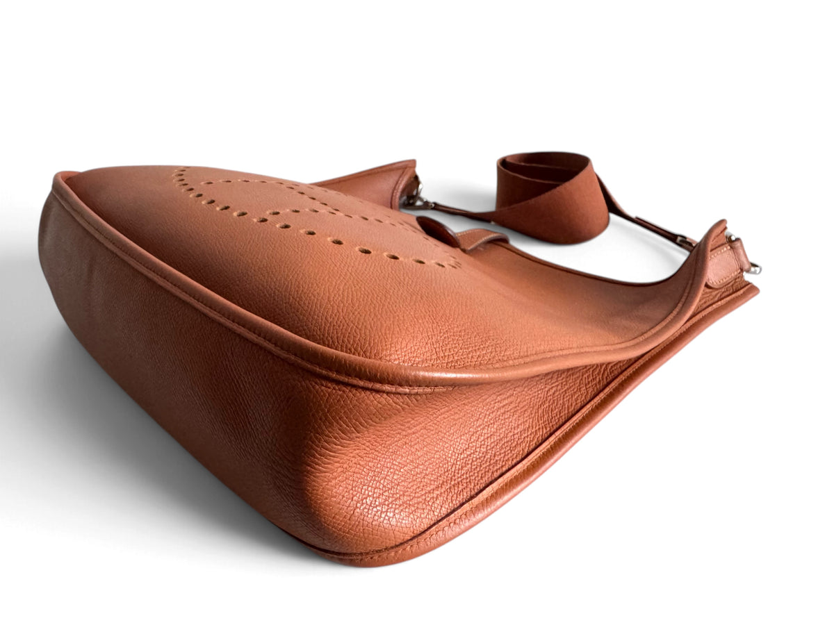 HERMES Courchevel Evelyne GM