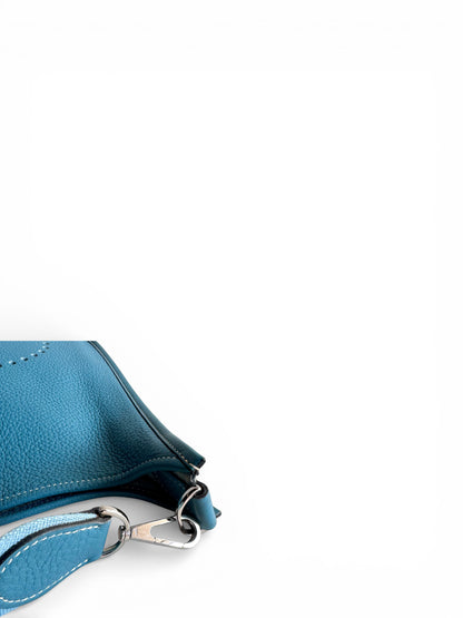 HERMÈS Taurillon Clemence Evelyne II PM Bleu Jean