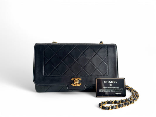 CHANEL Classic Lambskin Single Flap