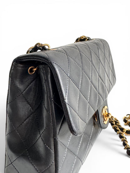 CHANEL Lambskin Quilted Small Single Flap