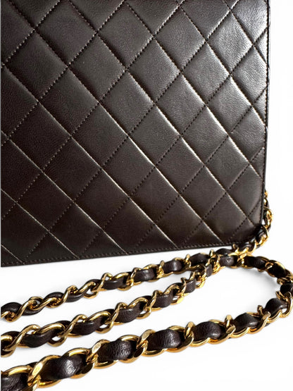 CHANEL Medium Timeless Classic Flap Bag