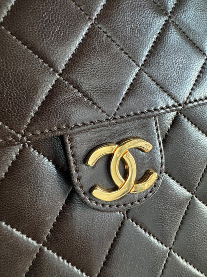 CHANEL Medium Timeless Classic Flap Bag