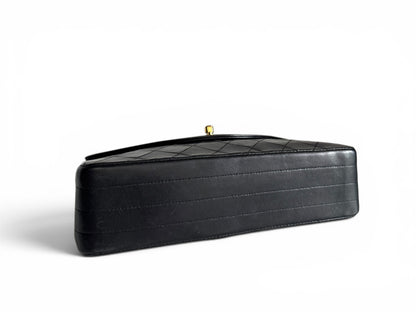 CHANEL Lambskin Quilted Medium Single Flap