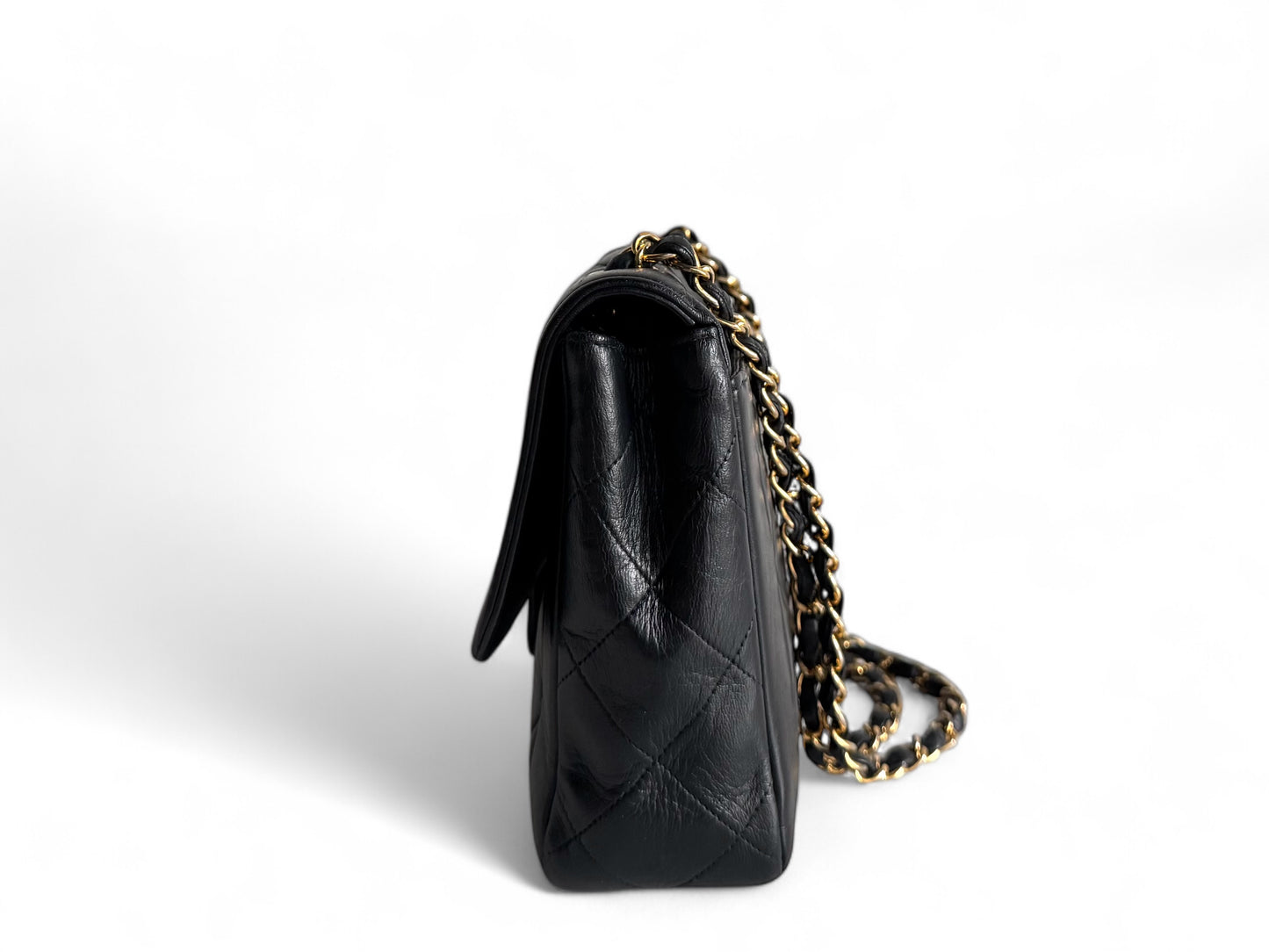 CHANEL Lambskin Quilted Medium Single Flap