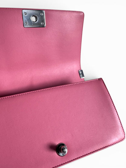 CHANEL Lambskin Chevron Quilted Medium Boy Flap