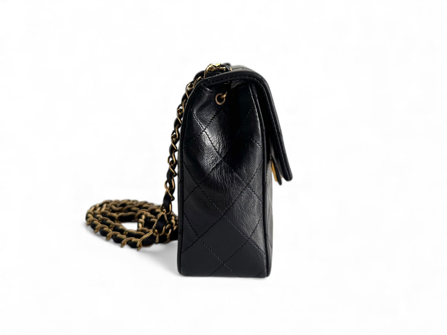 CHANEL Lambskin Quilted Small Single Flap