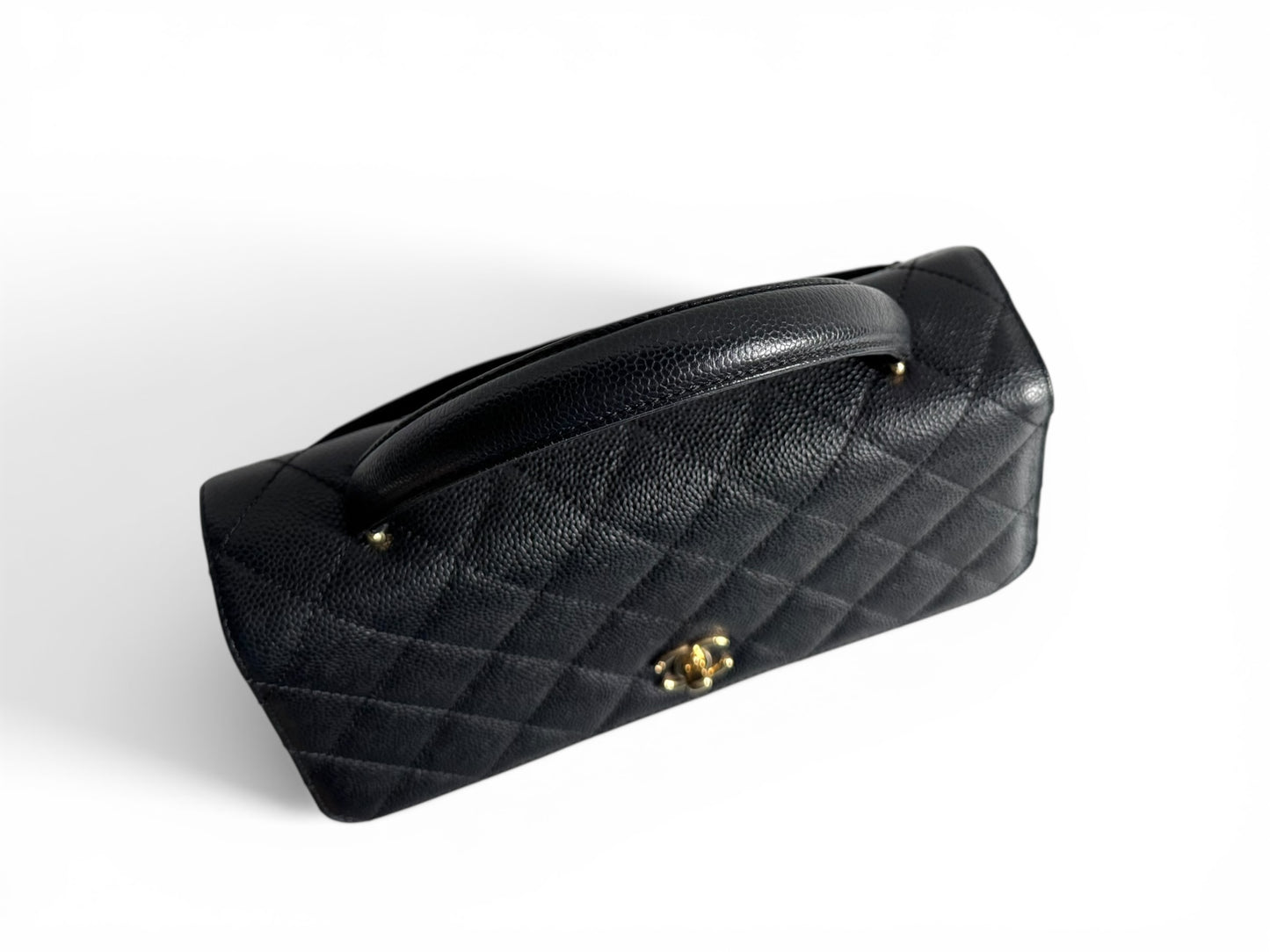 CHANEL Caviar Quilted Jumbo Kelly Flap