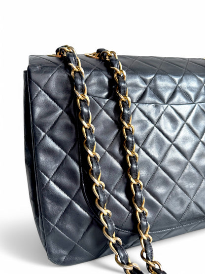 CHANEL Lambskin Quilted XL Jumbo Single Flap