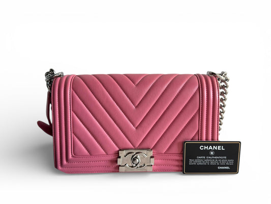 CHANEL Lambskin Chevron Quilted Medium Boy Flap