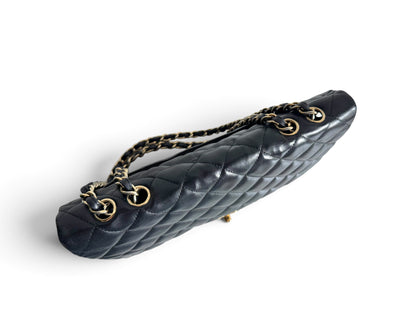 CHANEL Lambskin Quilted Jumbo Single Flap