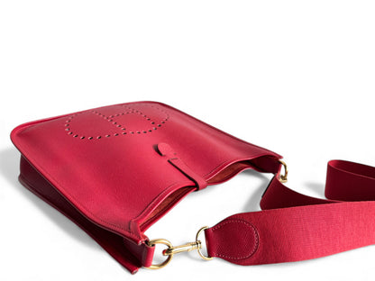 HERMES Courchevel Evelyne GM Rouge
