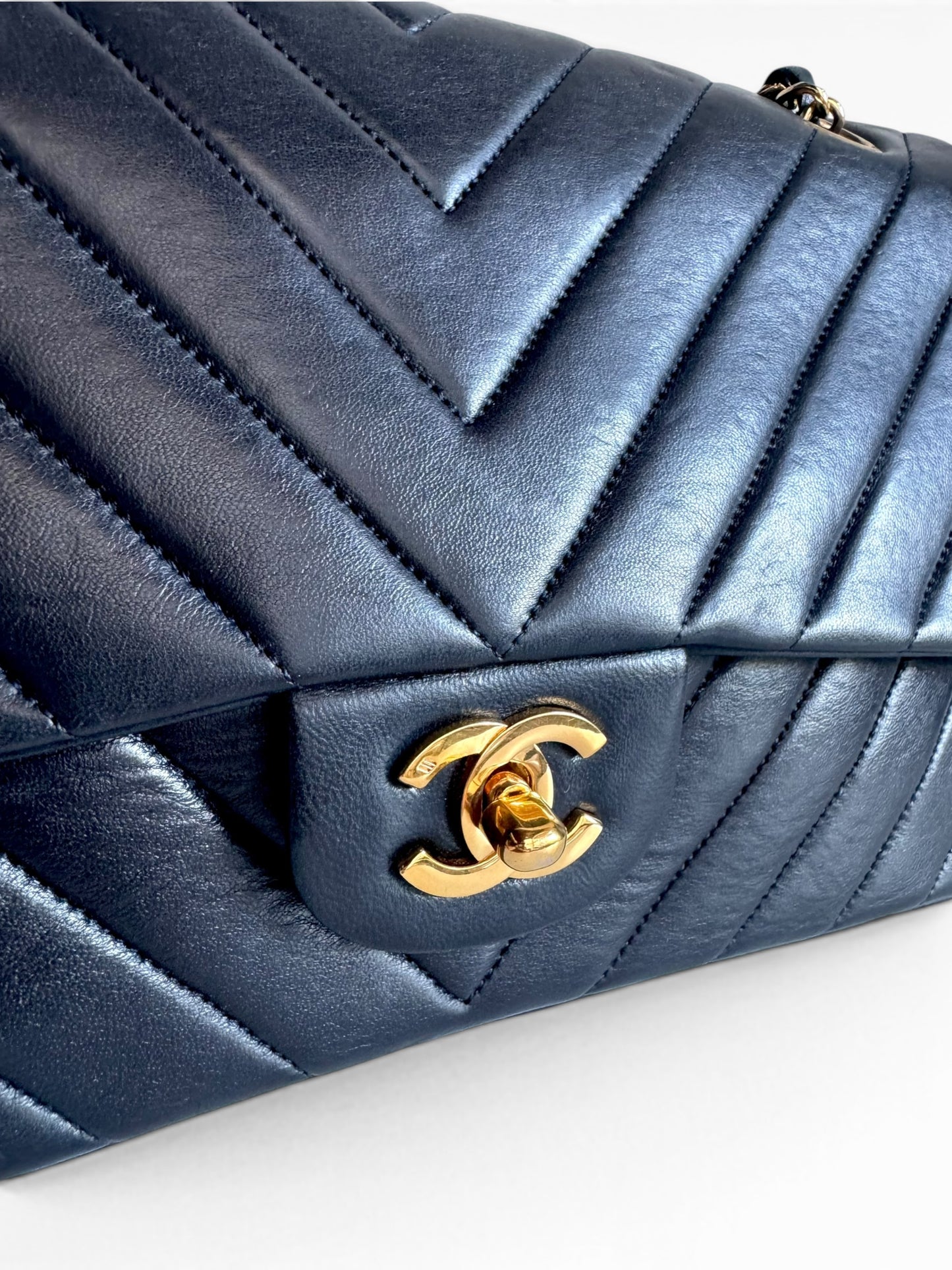 CHANEL Lambskin Chevron Medium Double Flap Bag