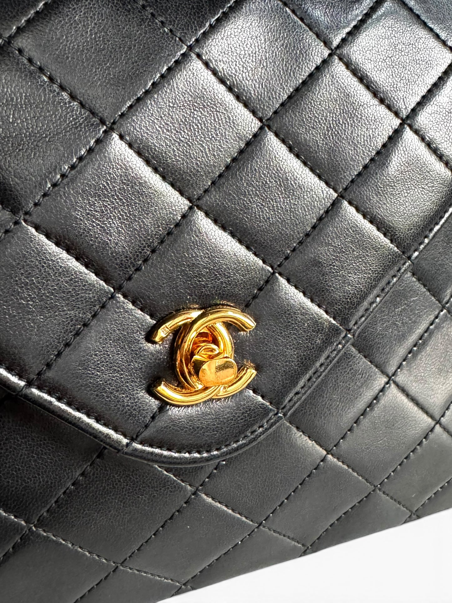 CHANEL Lambskin Diamond Stitch Envelope Single Flap