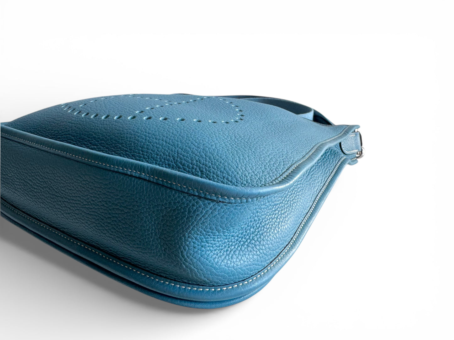 HERMÈS Taurillon Clemence Evelyne II PM Bleu Jean