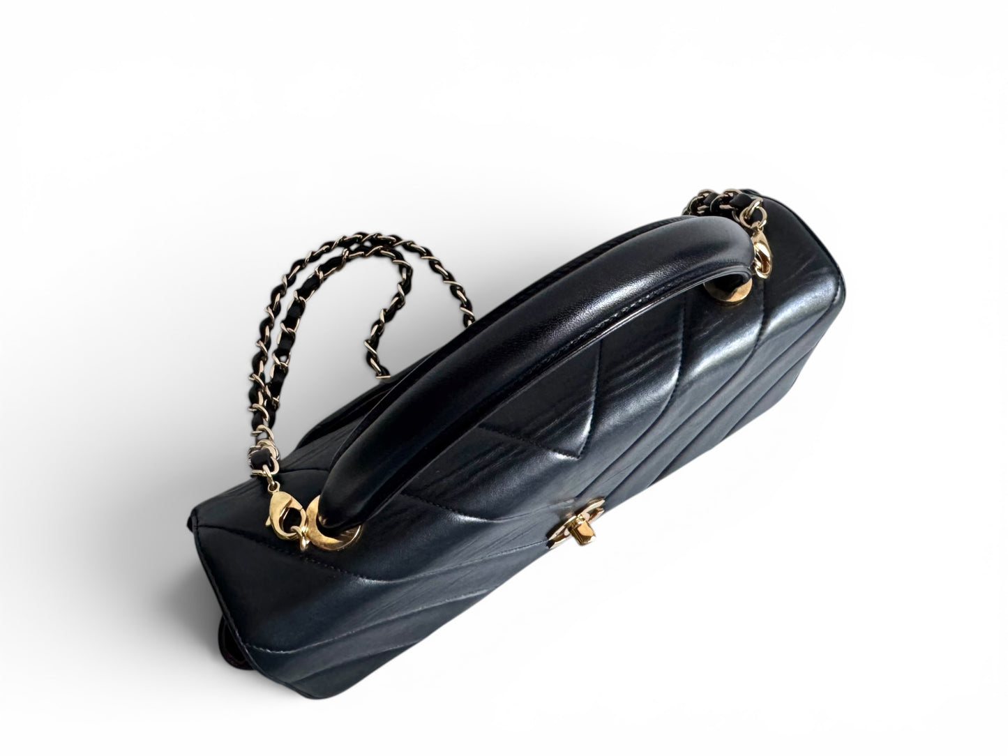 CHANEL Lambskin Chevron Quilted Kelly Flap