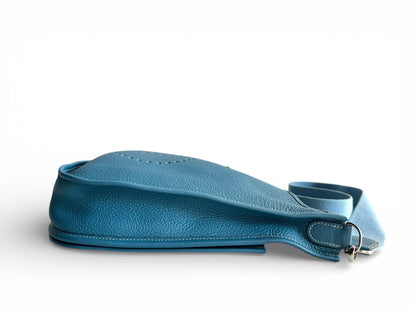 HERMÈS Taurillon Clemence Evelyne II PM Bleu Jean