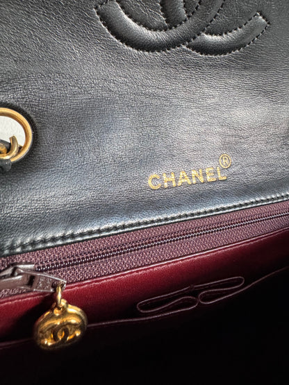 CHANEL Lambskin Quilted Small Single Flap