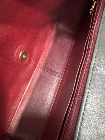 CHANEL Classic Lambskin Single Flap