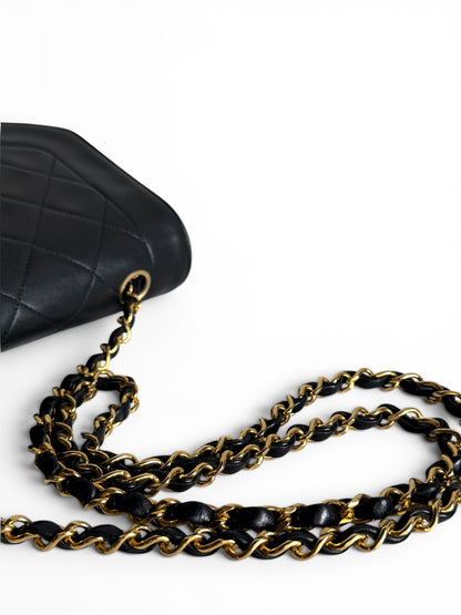 CHANEL Lambskin Diana Quilted Medium Single Flap