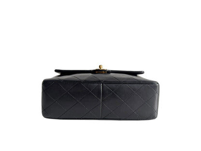 CHANEL Lambskin Quilted Small Single Flap