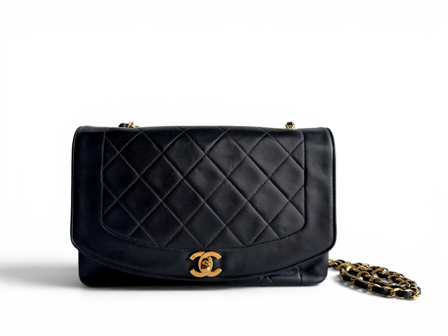 CHANEL Lambskin Diana Quilted Medium Single Flap