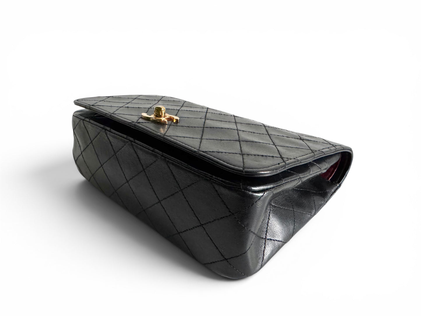 CHANEL Lambskin Quilted Small Single Flap