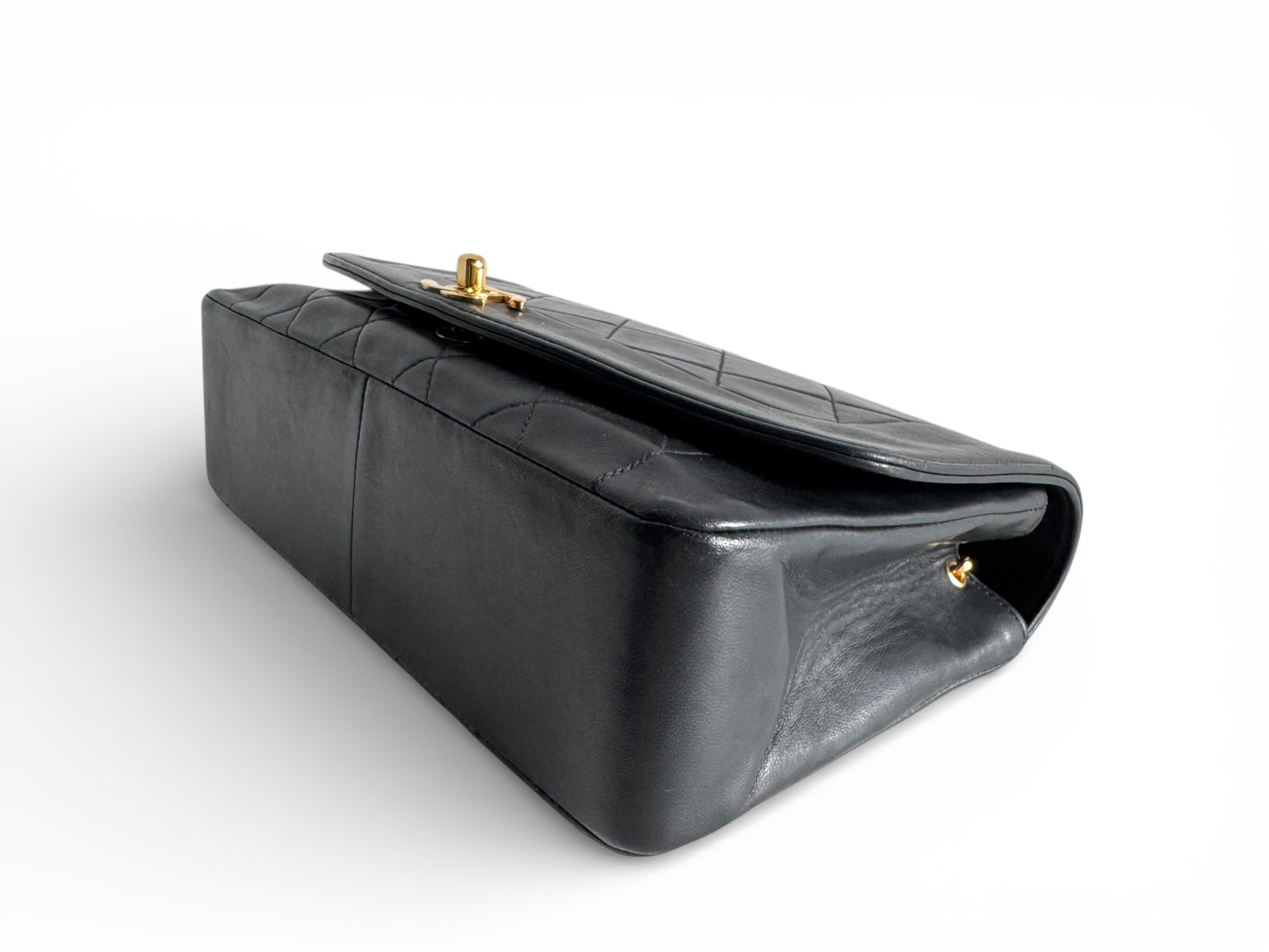 CHANEL Lambskin Diana Quilted Medium Single Flap