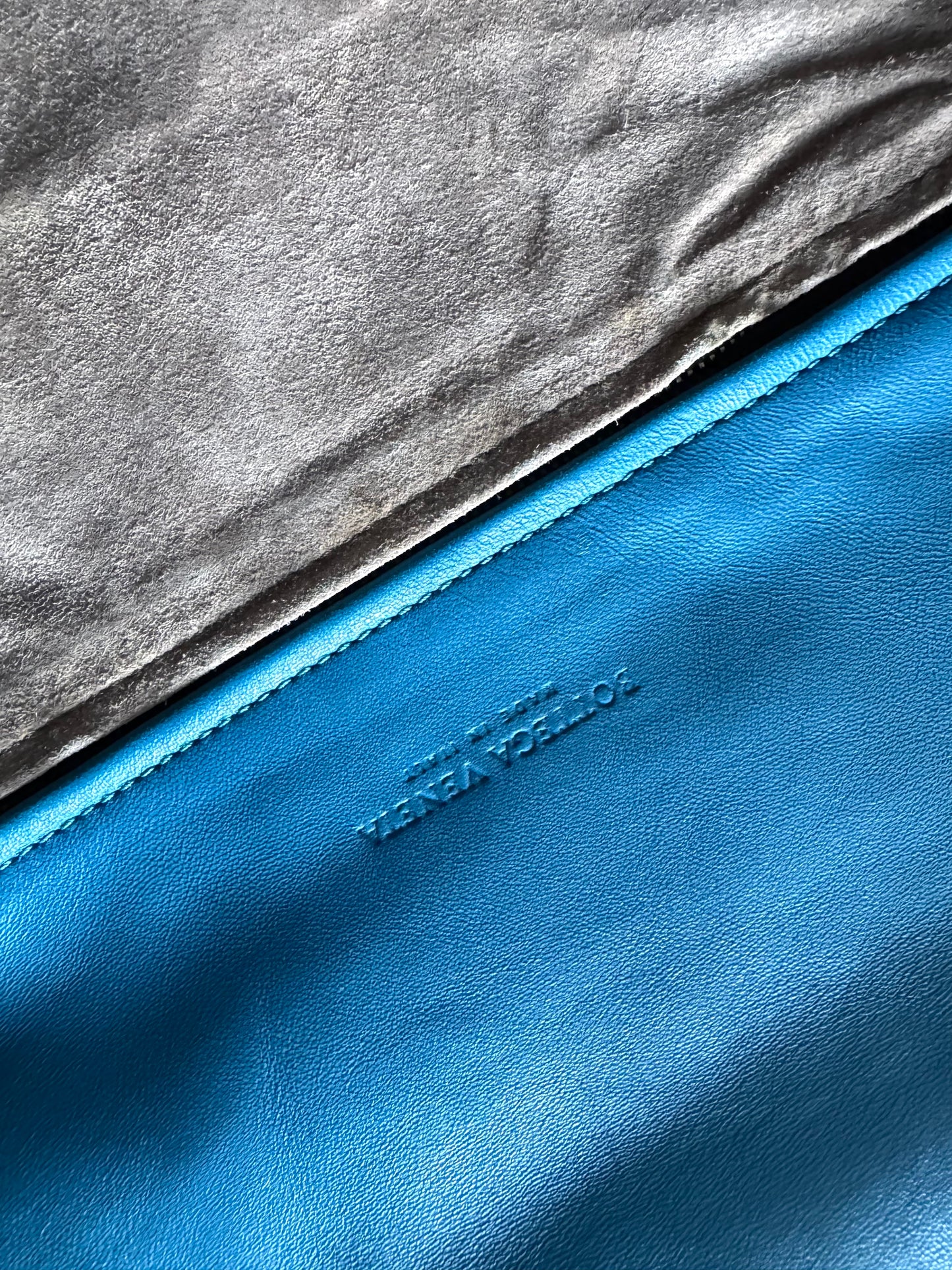 BOTTEGA VENETA Nappa Intrecciato Messenger Bag