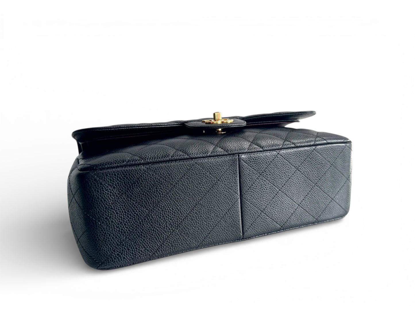 CHANEL Caviar Quilted Jumbo Double Flap