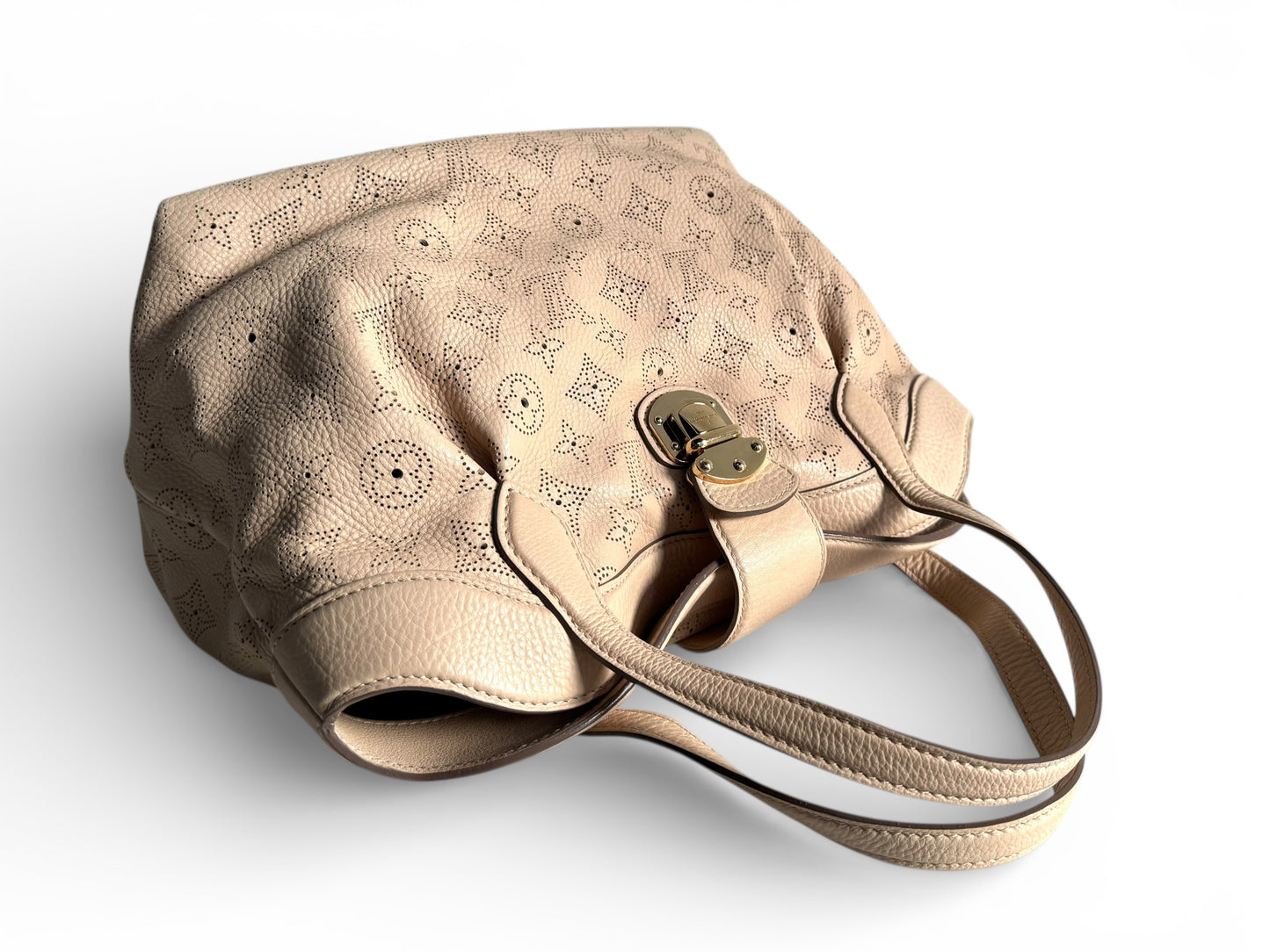 LOUIS VUITTON Mahina Cirrus PM