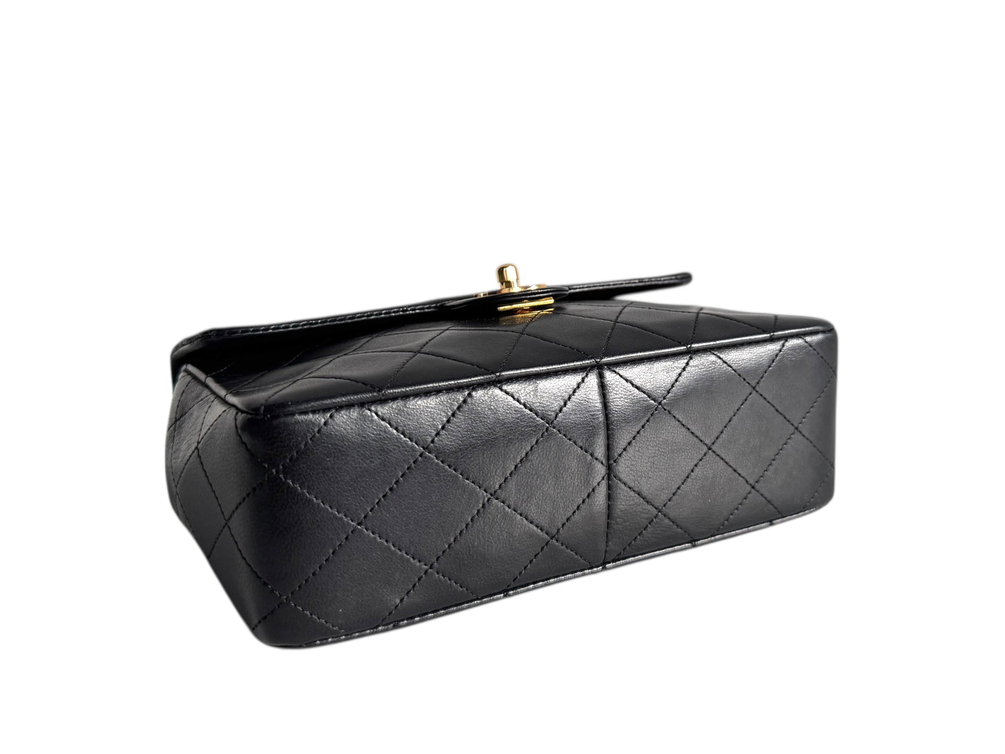 CHANEL Lambskin Quilted Small Single Flap